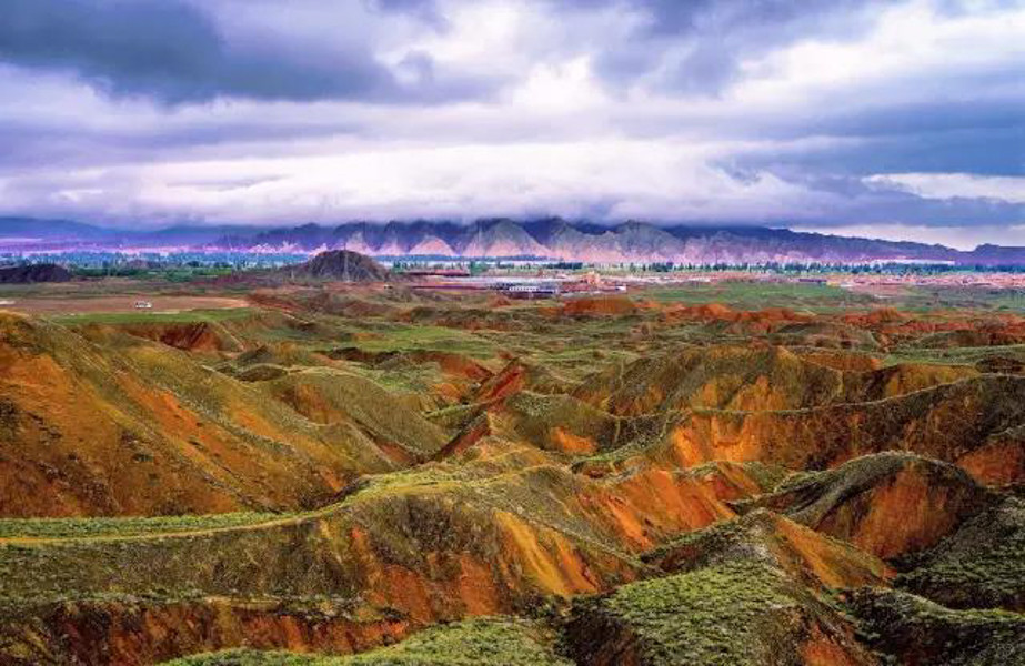 甘肃，穿越时空的历史与现实交汇地